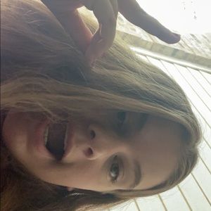 Meet your Posher, Meagan